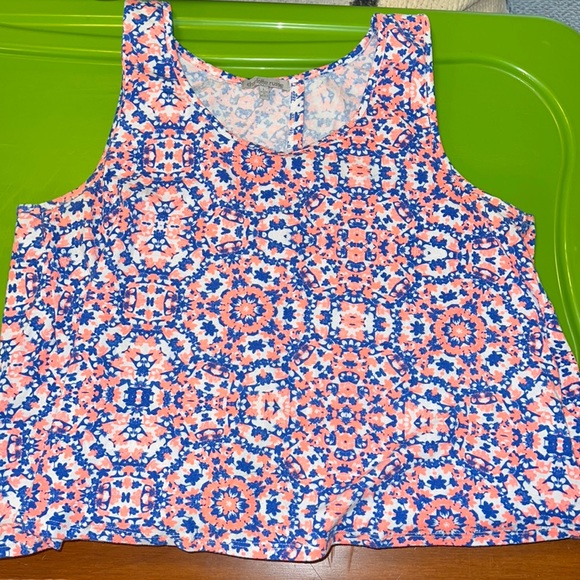 Charlotte Russe pink hot pink and blue tank top - Picture 1 of 2